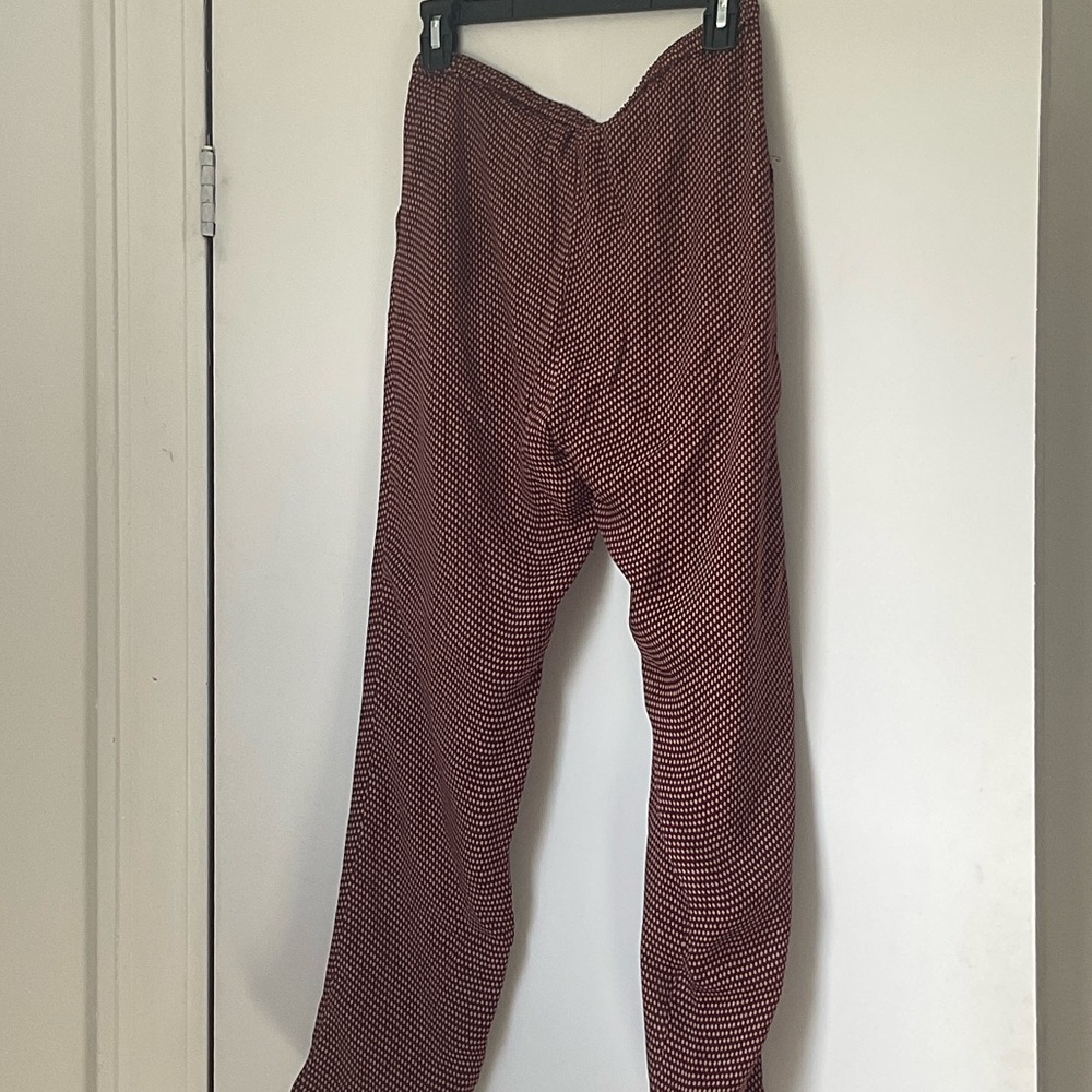 Haute Hippie Burgundy Patterned Pants size small 100% silk - Picture 3 of 5